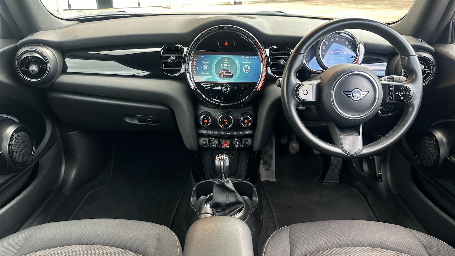 Used MINI Convertible 2022 for sale - 76289121: Photo 4