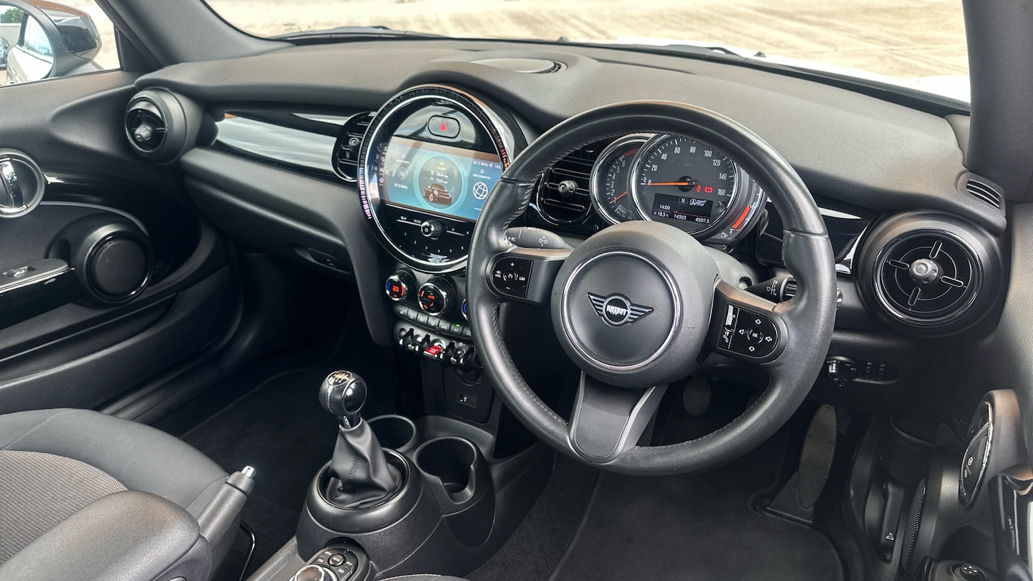 Used MINI Convertible 2022 for sale - 76289121: Photo 6
