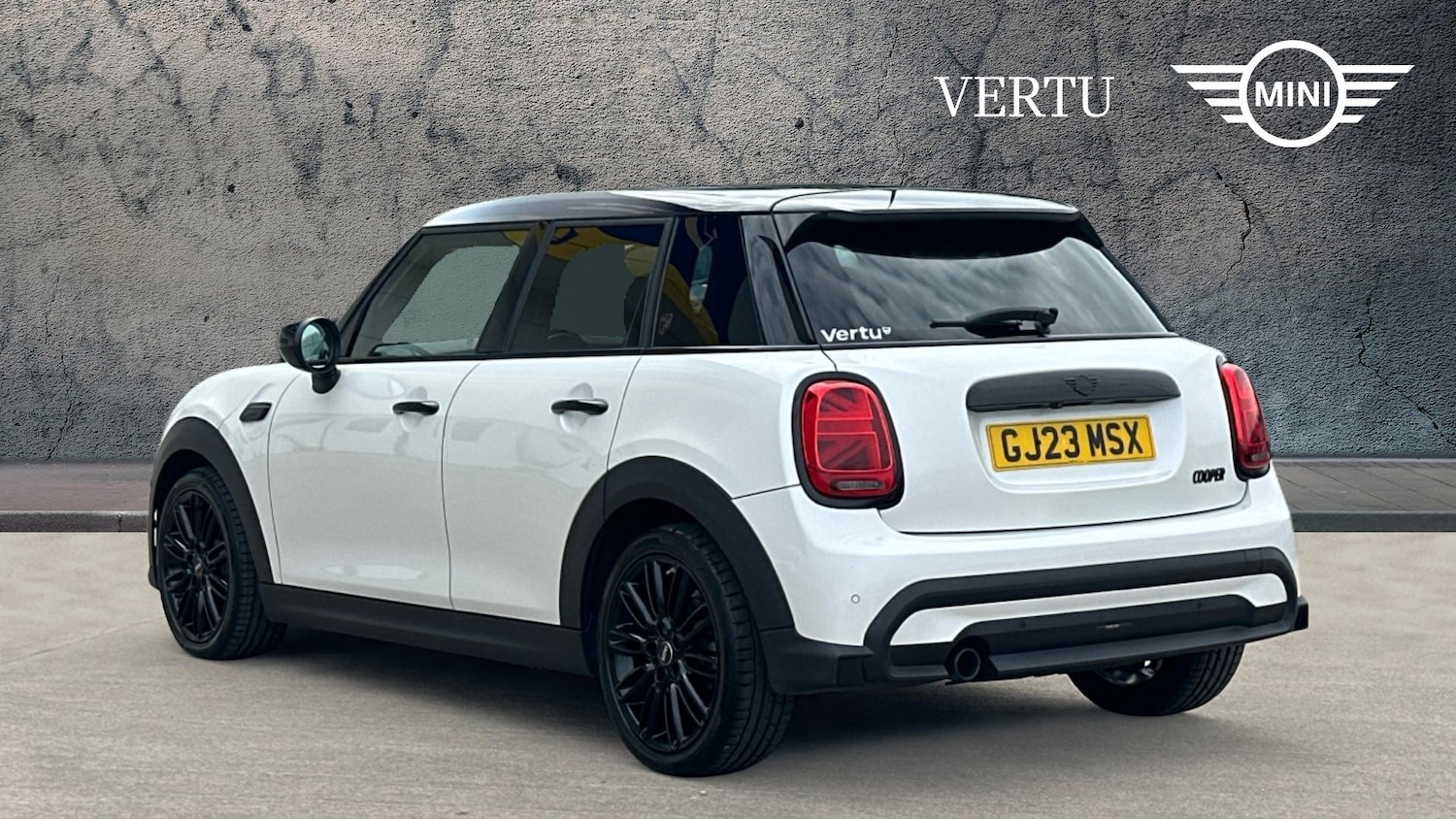 Used MINI Hatch 2023 for sale - 77742500: Photo 2