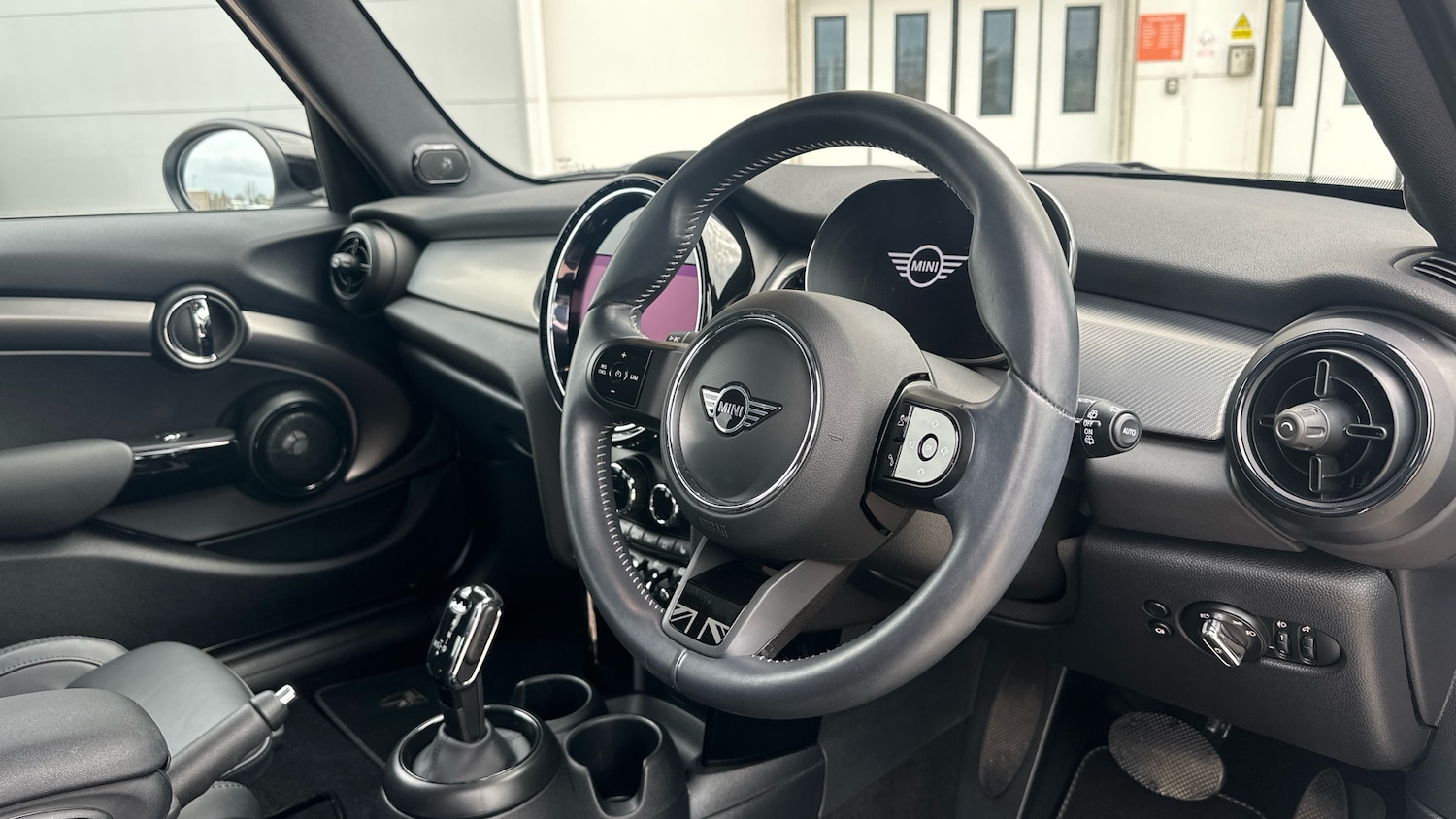 Used MINI Hatch 2023 for sale - 77742500: Photo 6