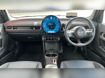 Used MINI Cooper 2024 for sale - 76272372: Photo 4