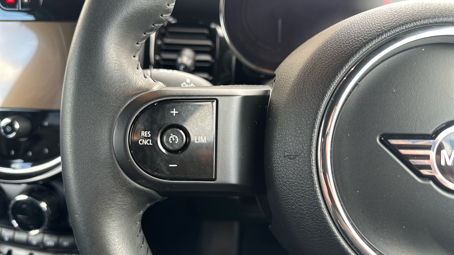 Used MINI Hatch 2023 for sale - 78077516: Photo 17