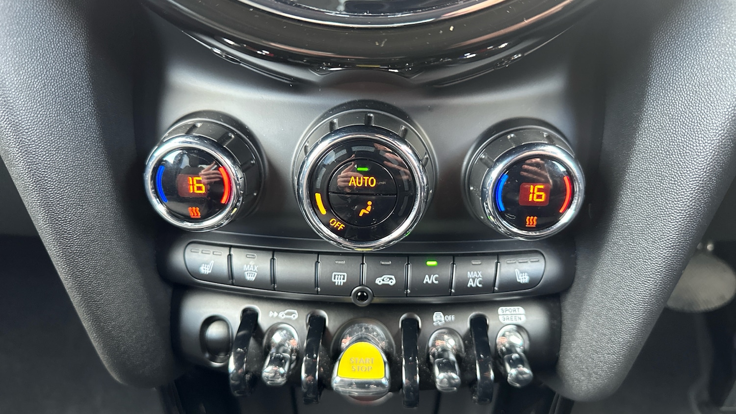 Used MINI Hatch 2023 for sale - 78077516: Photo 32