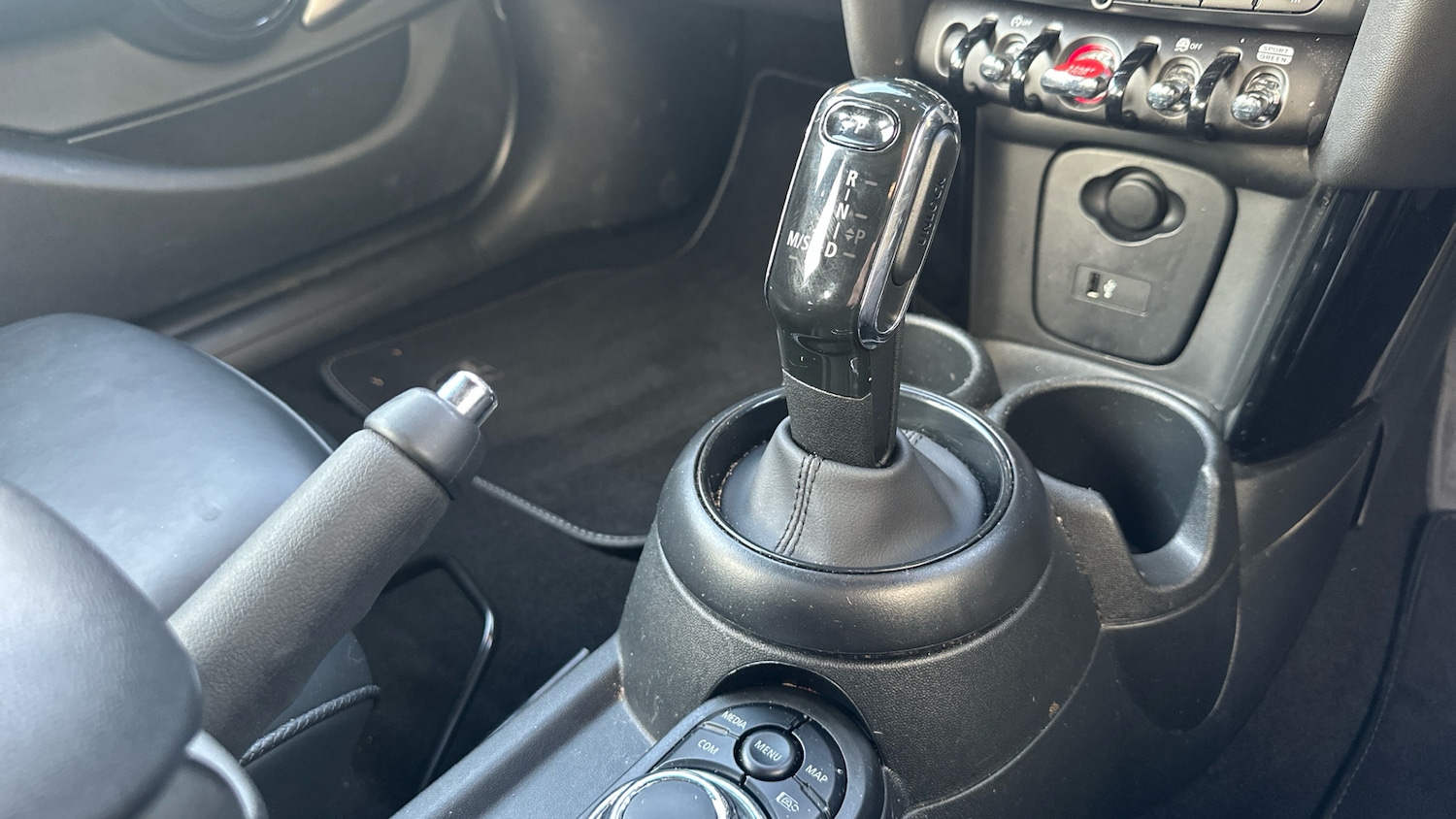 Used MINI Hatch 2023 for sale - 77745356: Photo 10