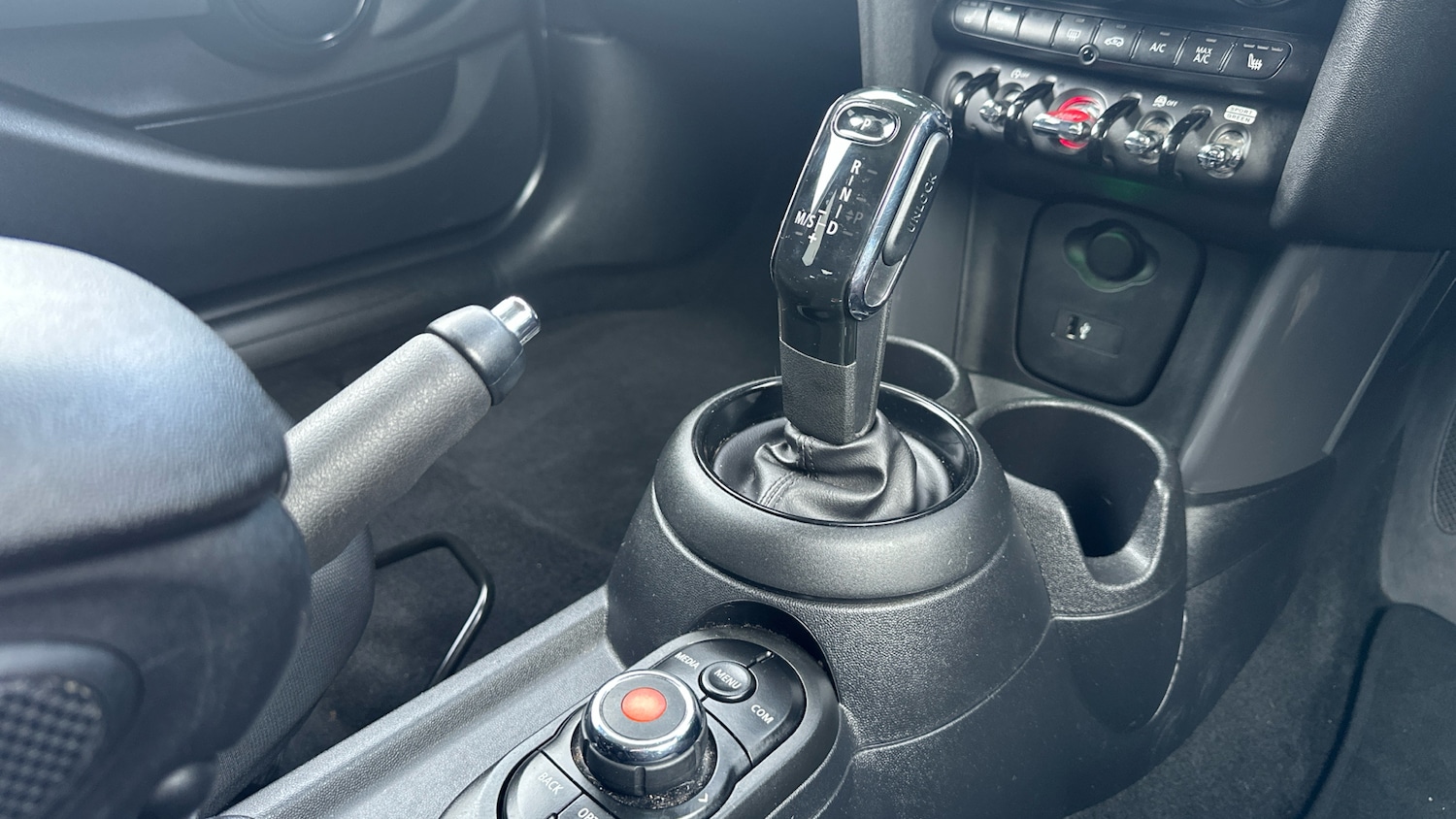 Used MINI Hatch 2019 for sale - 77208178: Photo 10