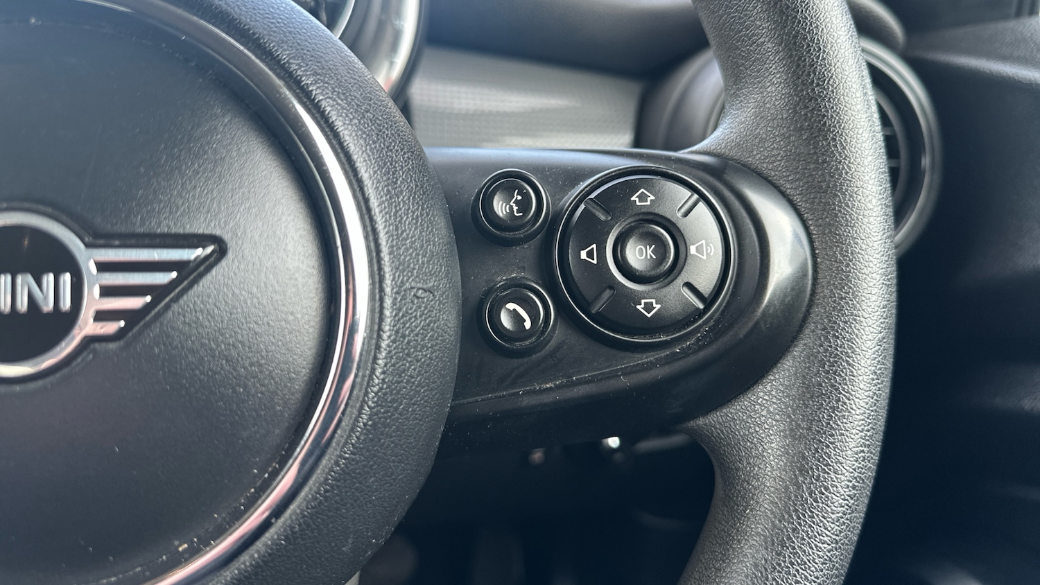 Used MINI Hatch 2019 for sale - 77208178: Photo 18