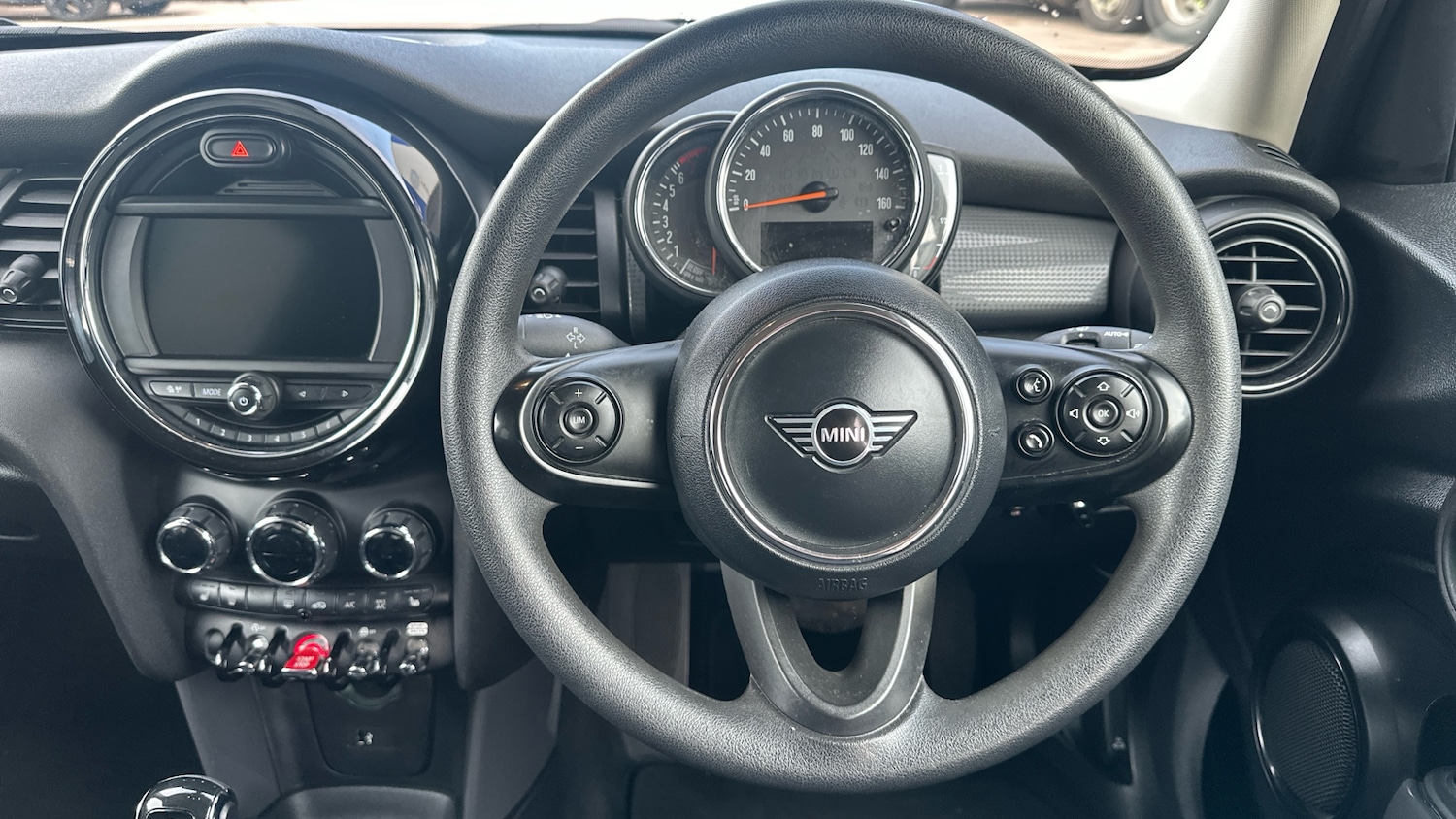 Used MINI Hatch 2019 for sale - 77208178: Photo 5