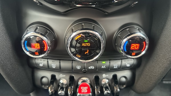 Used MINI Hatch 2020 for sale - 76242779: Photo 33