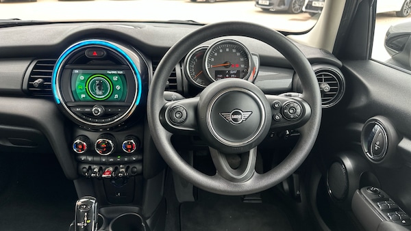 Used MINI Hatch 2020 for sale - 76242779: Photo 5