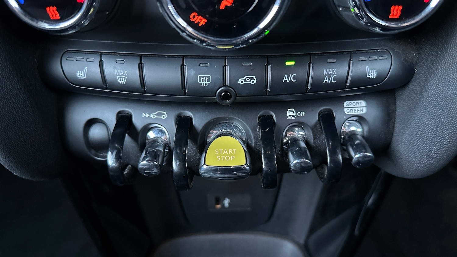 Used MINI Hatch 2021 for sale - 76795068: Photo 32