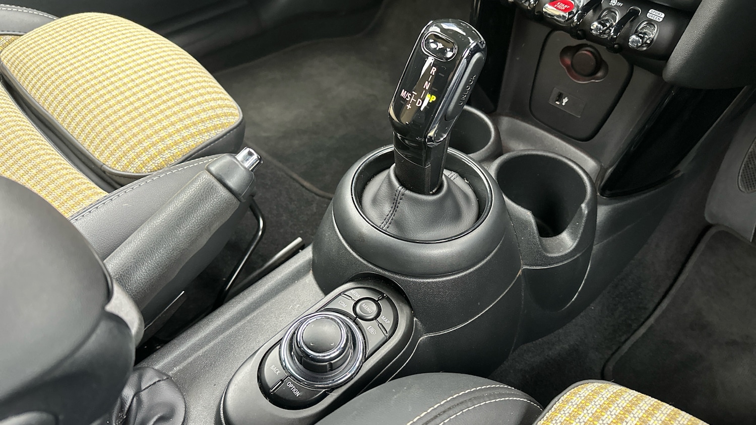 Used MINI Hatch 2022 for sale - 77830440: Photo 10