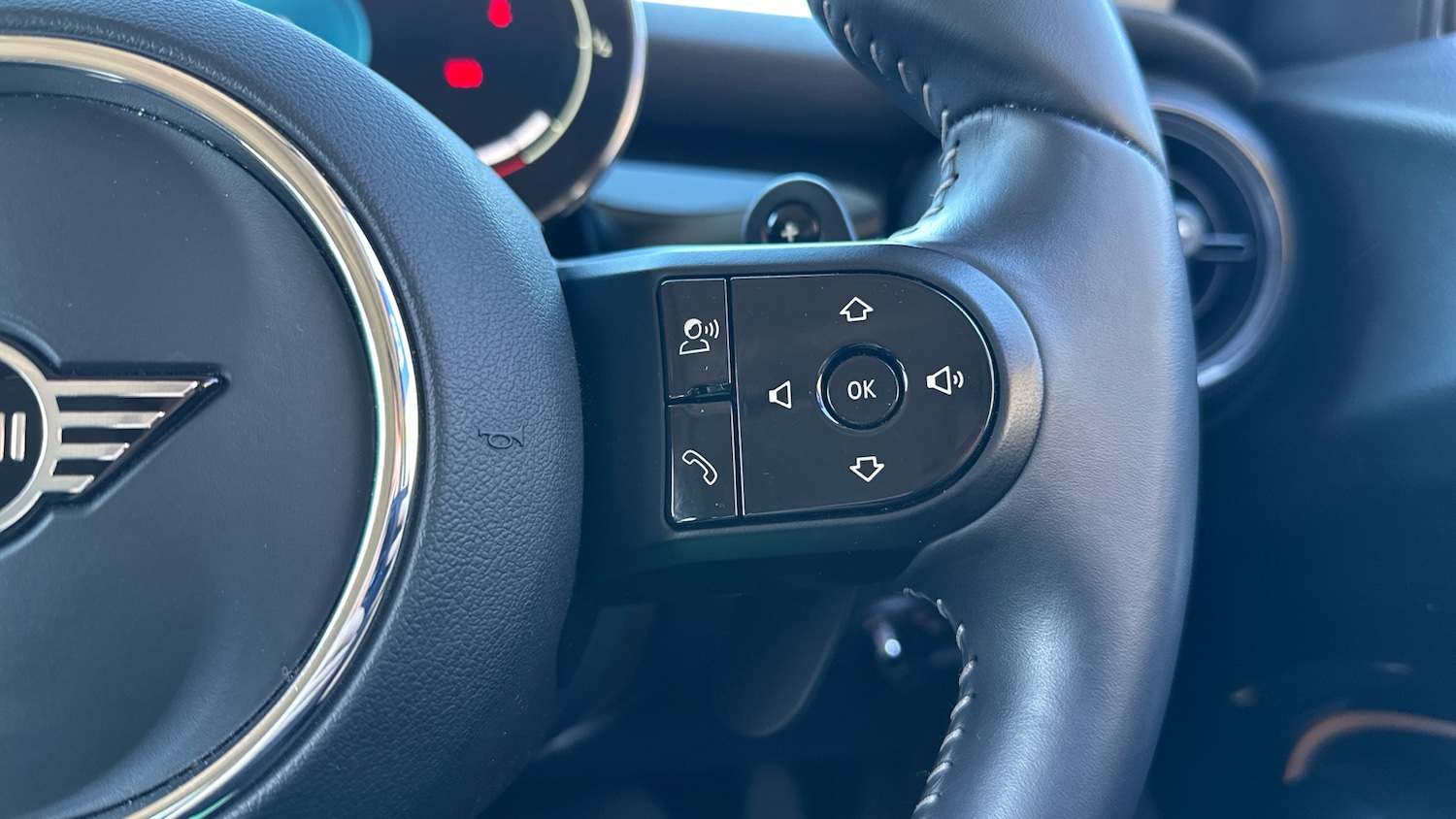 Used MINI Hatch 2023 for sale - 77945324: Photo 18