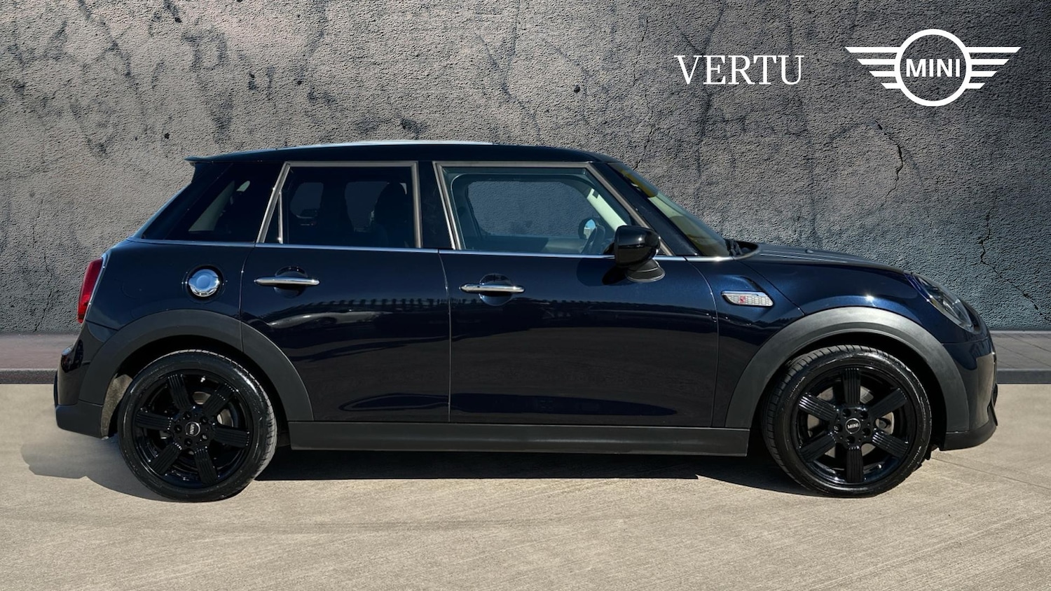 Used MINI Hatch 2023 for sale - 77945324: Photo 3