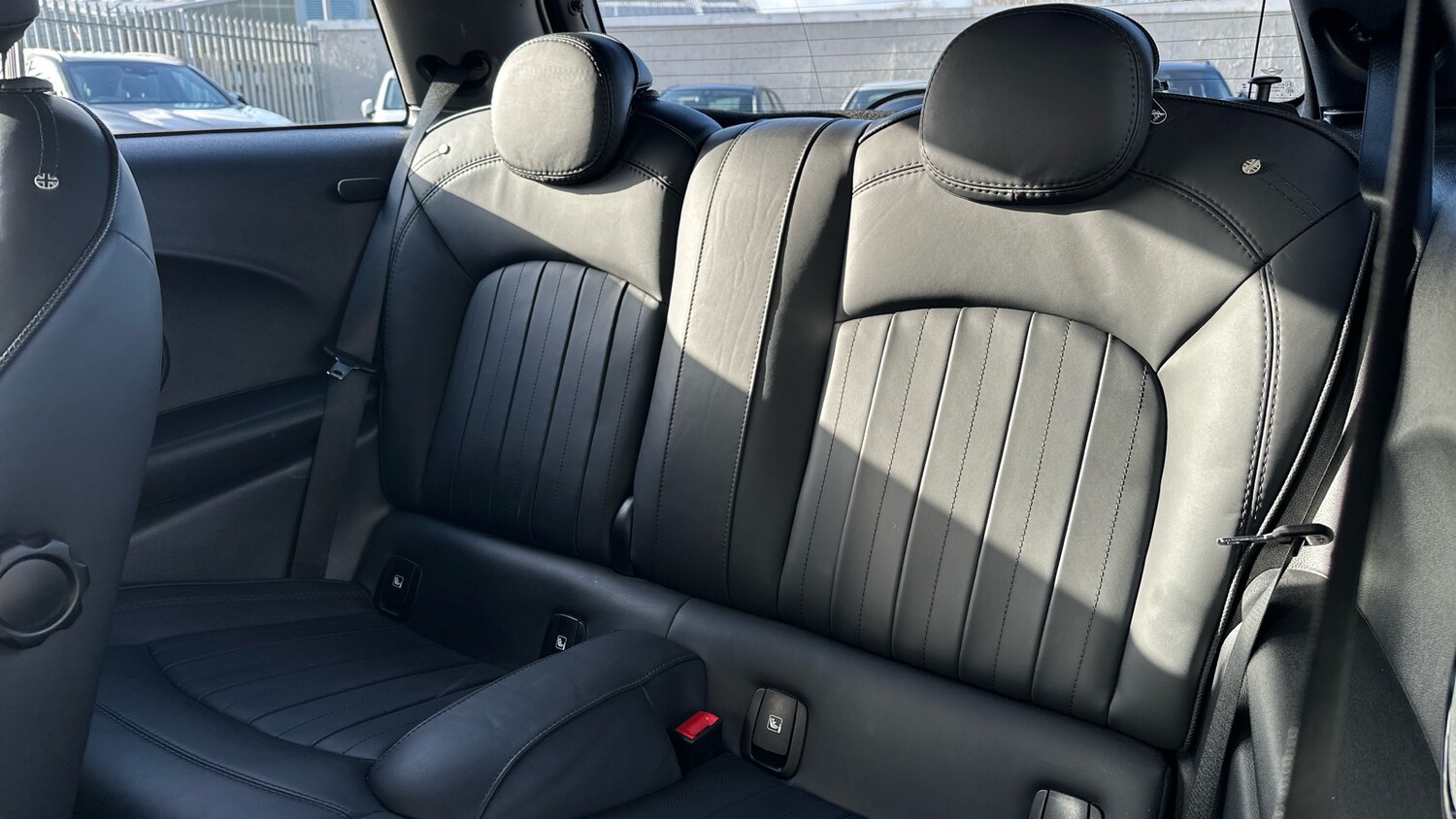 Used MINI Hatch 2023 for sale - 77931558: Photo 12