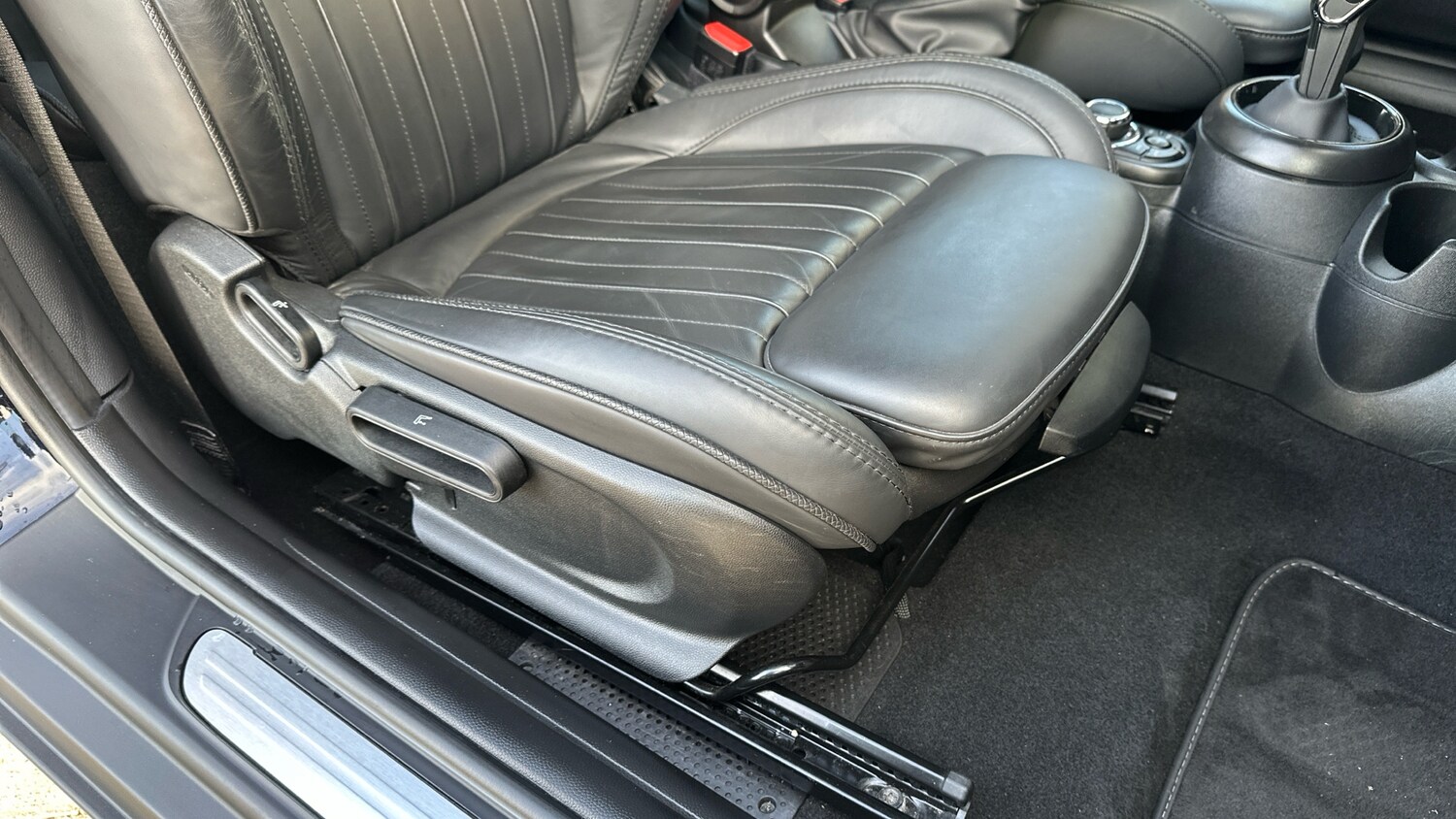 Used MINI Hatch 2023 for sale - 77931558: Photo 35