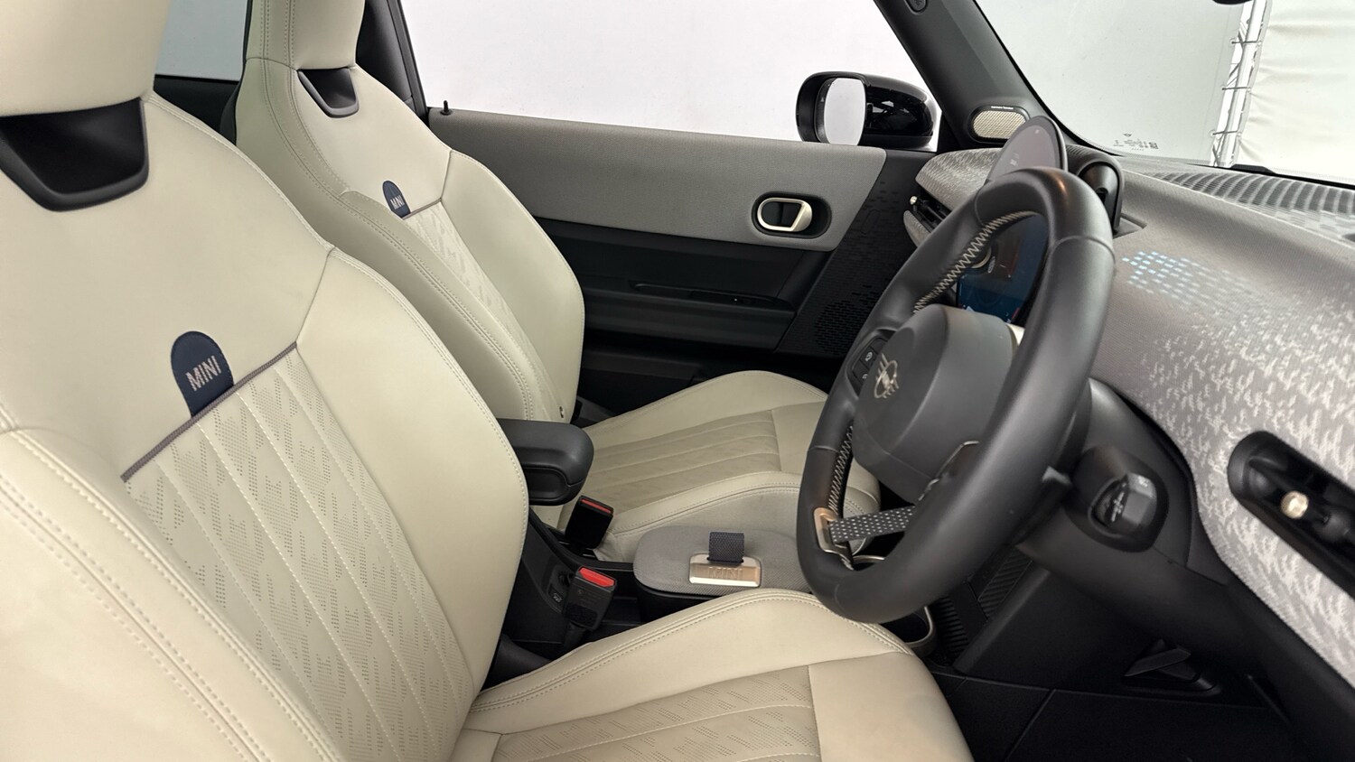 Used MINI Cooper 2025 for sale - 78105447: Photo 11