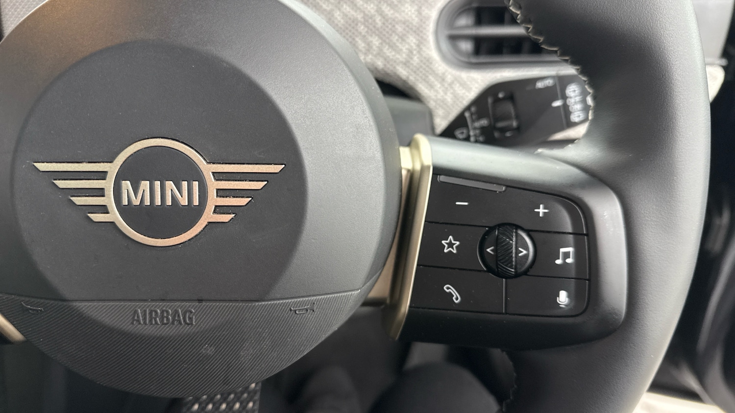 Used MINI Cooper 2025 for sale - 78105447: Photo 18