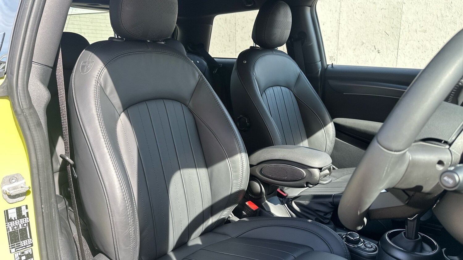 2023 MINI Hatch 1.5 Cooper Exclusive 3dr Auto Petrol Hatchback Hatchback Petrol - Picture 11 of 24