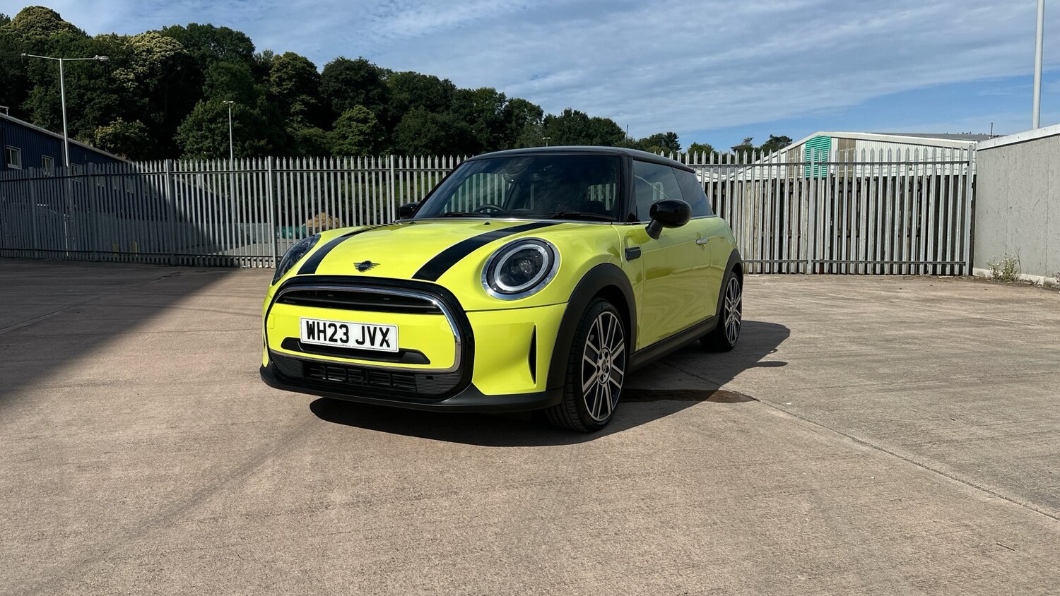 2023 MINI Hatch 1.5 Cooper Exclusive 3dr Auto Petrol Hatchback Hatchback Petrol - Picture 24 of 24