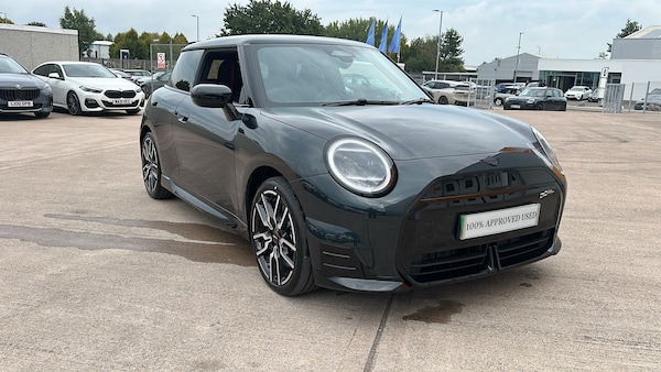 Used MINI Cooper 2025 for sale - 76193044: Photo 1