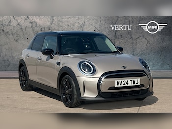 Used MINI Hatch 2024 for sale - 79417659: Photo