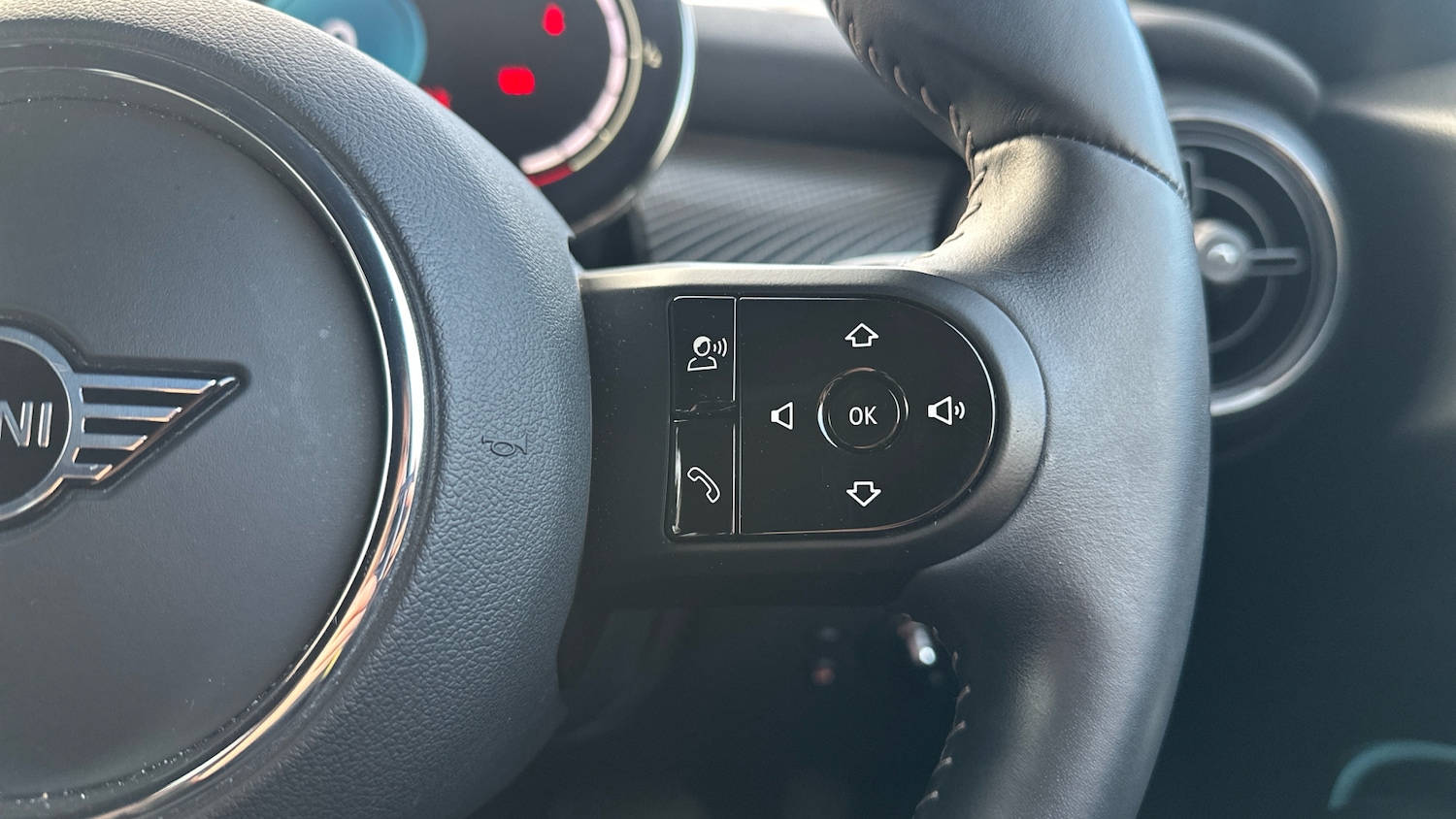 Used MINI Hatch 2023 for sale - 76415681: Photo 18