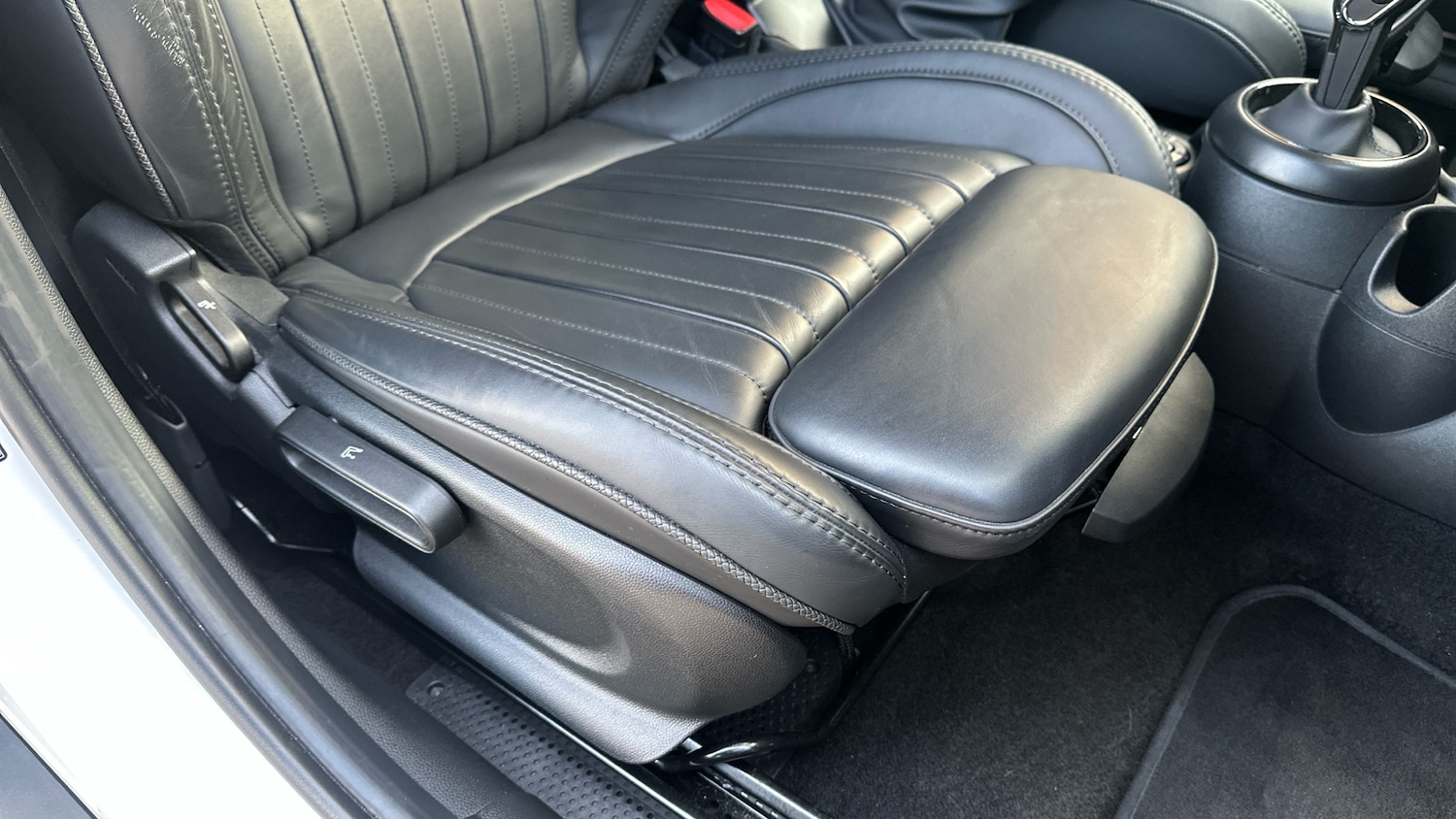 Used MINI Hatch 2023 for sale - 76415681: Photo 31