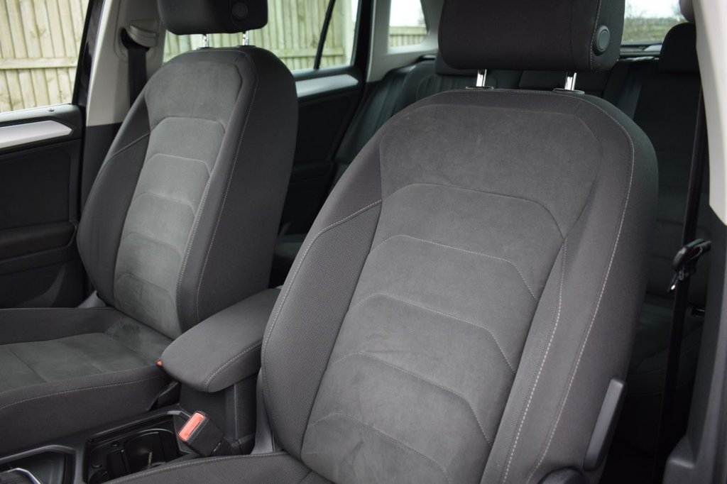 Used Volkswagen Tiguan 2017 for sale - 77654683: Photo 25