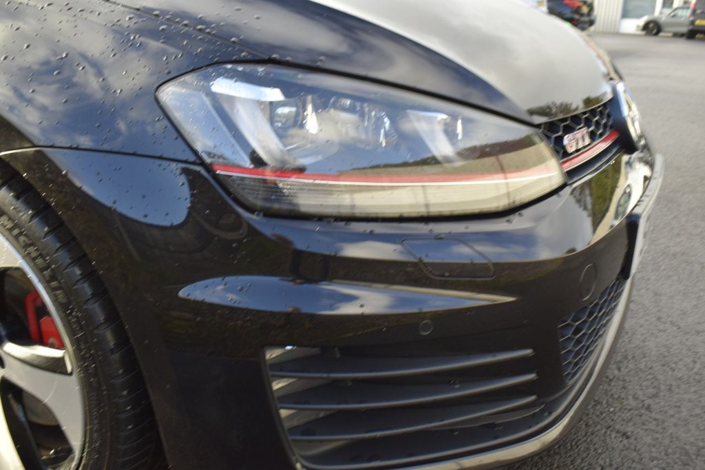 Used Volkswagen Golf 2017 for sale - 76768308: Photo 29