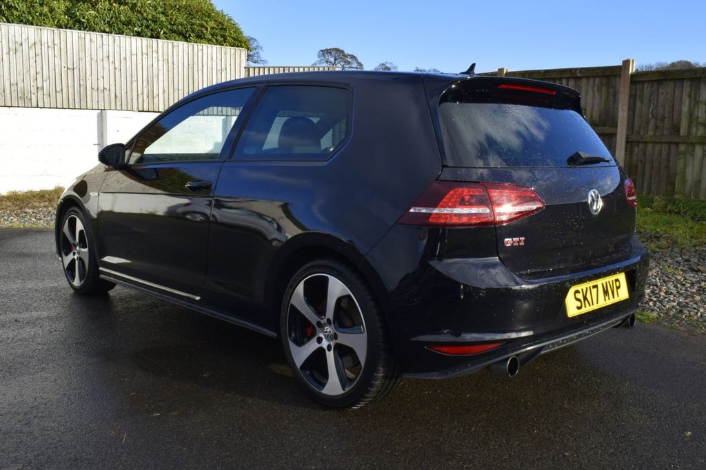 Used Volkswagen Golf 2017 for sale - 76768308: Photo 9