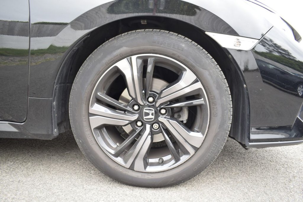 Used Honda Civic 2019 for sale - 76760017: Photo 18