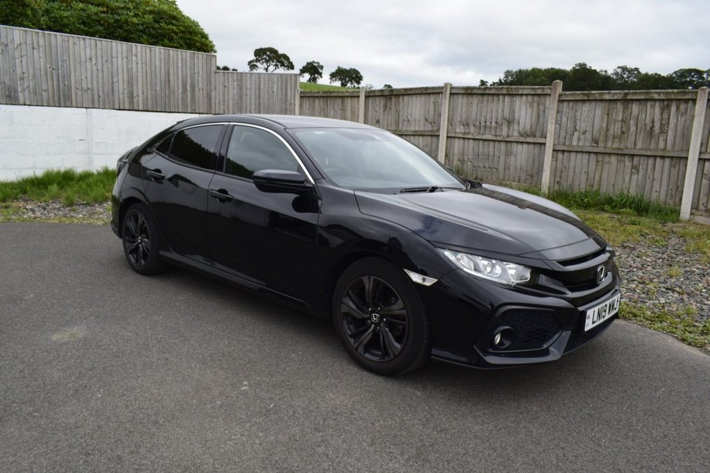 Used Honda Civic 2019 for sale - 76760017: Photo 28