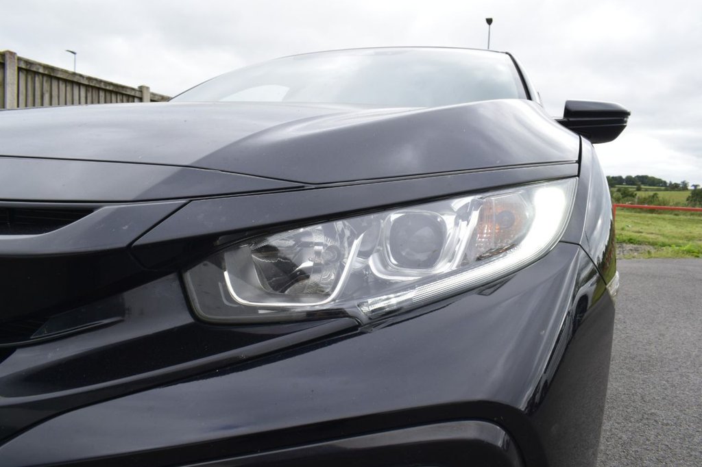 Used Honda Civic 2019 for sale - 76760017: Photo 31