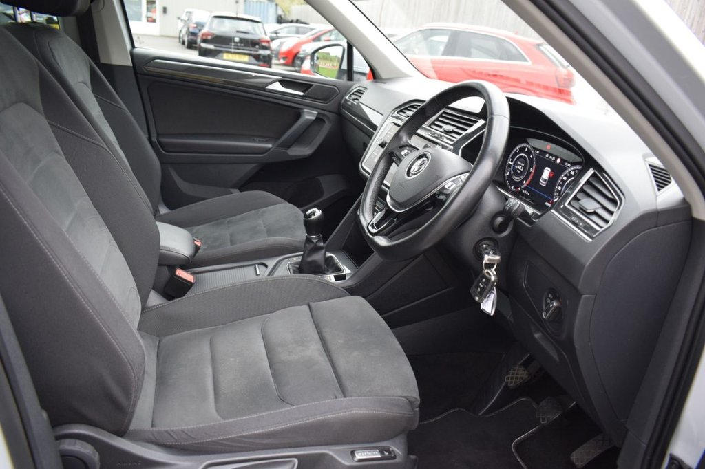 Used Volkswagen Tiguan 2018 for sale - 76760026: Photo 18