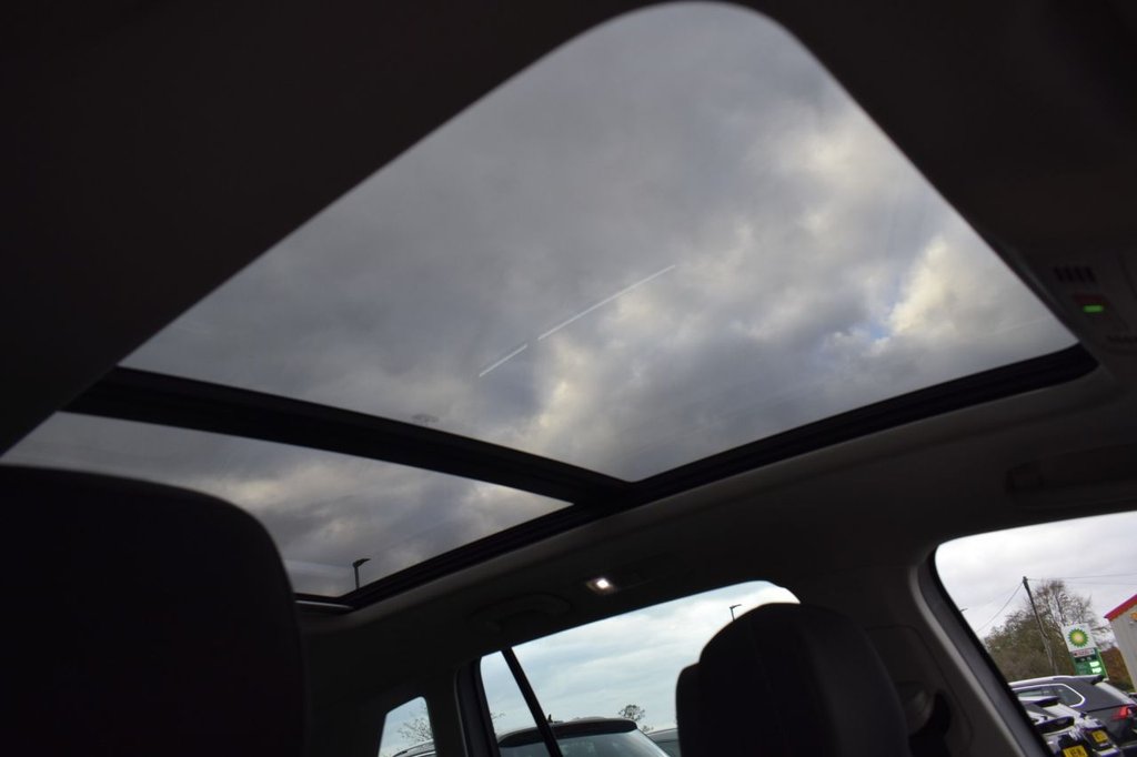 Used Volkswagen Tiguan 2018 for sale - 76760026: Photo 32