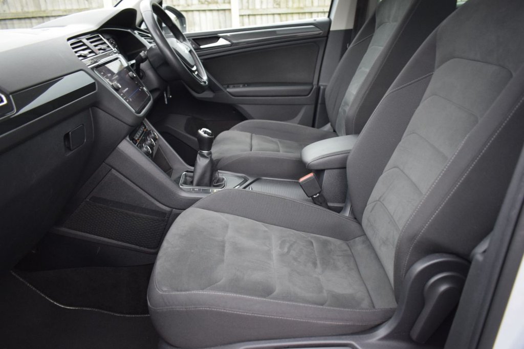 Used Volkswagen Tiguan 2018 for sale - 76760026: Photo 35