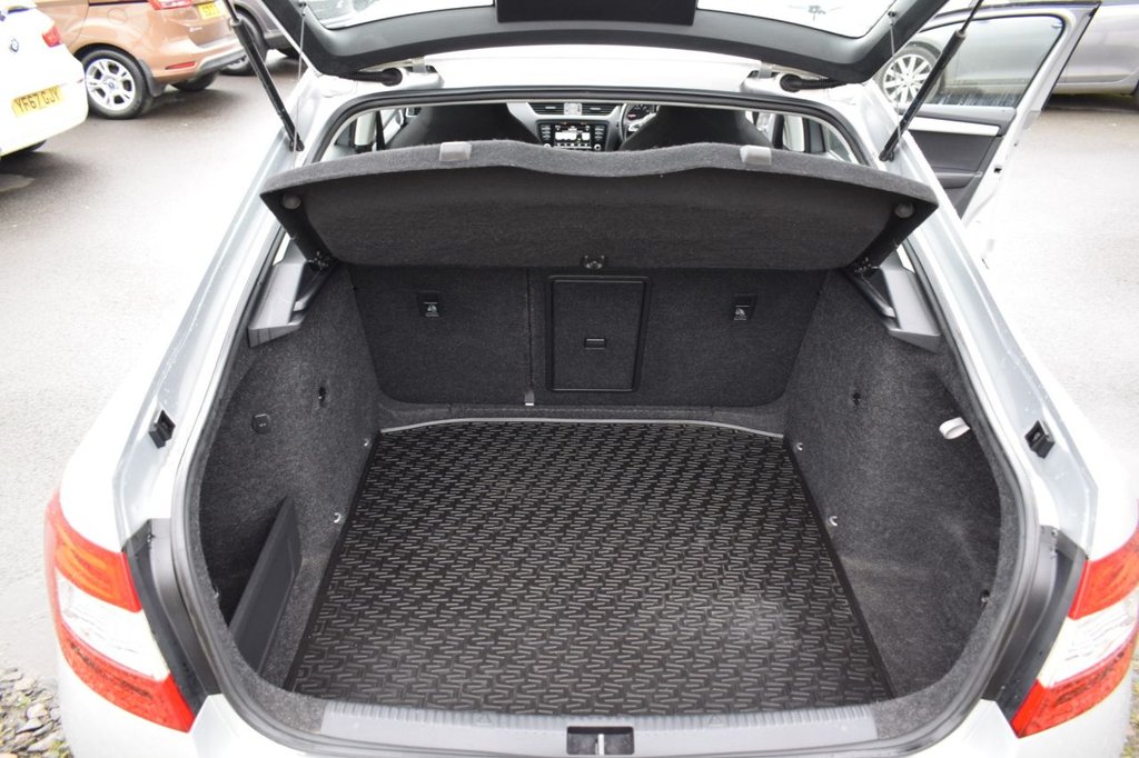 Used Skoda Octavia 2017 for sale - 77654727: Photo 11