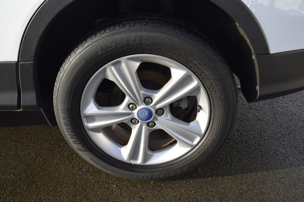 Used Ford Kuga 2015 for sale - 76768230: Photo 19