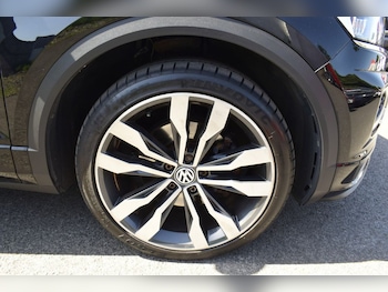 Used Volkswagen T-Roc 2019 for sale - 79197032: Photo