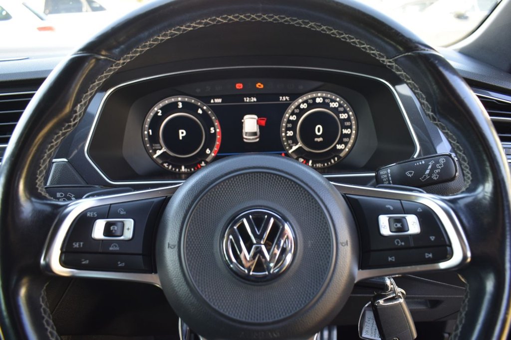 Used Volkswagen Tiguan 2017 for sale - 76760020: Photo 12