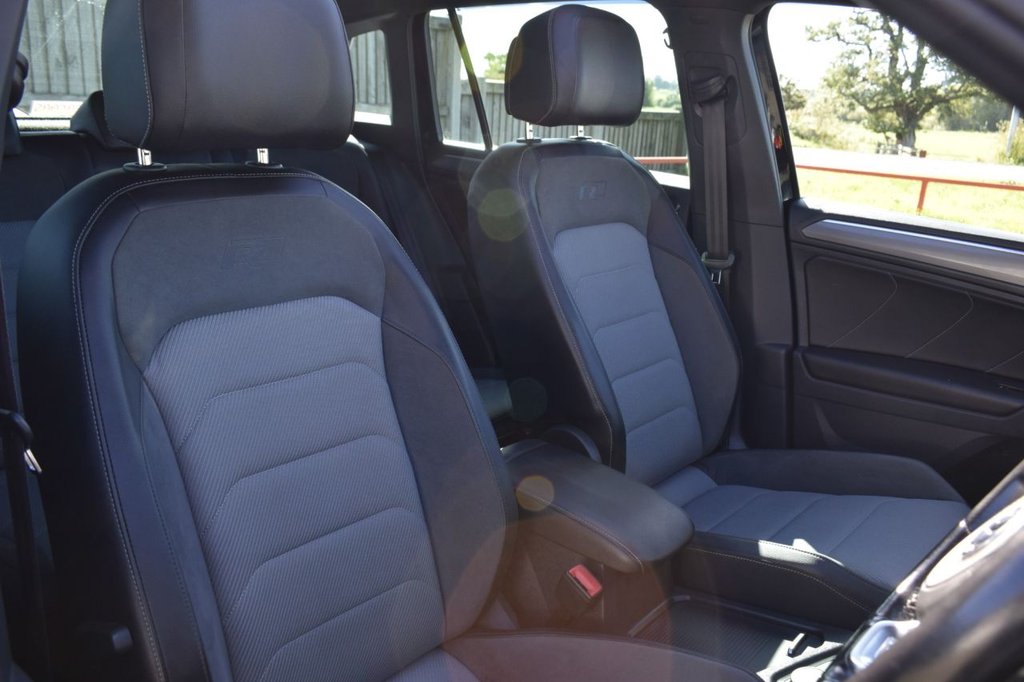 Used Volkswagen Tiguan 2017 for sale - 76760020: Photo 4