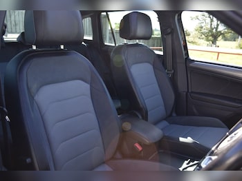 Used Volkswagen Tiguan 2017 for sale - 76760020: Photo