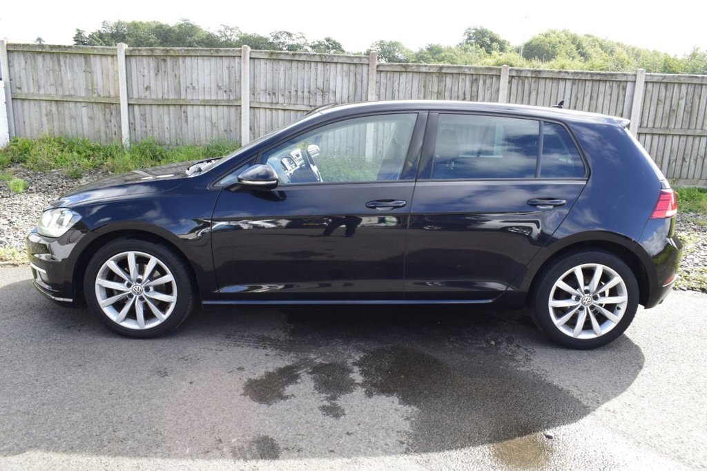 Used Volkswagen Golf 2018 for sale - 76760019: Photo 25