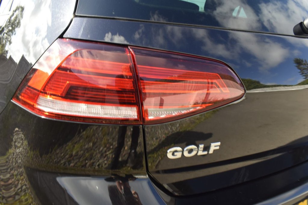 Used Volkswagen Golf 2018 for sale - 76760019: Photo 27