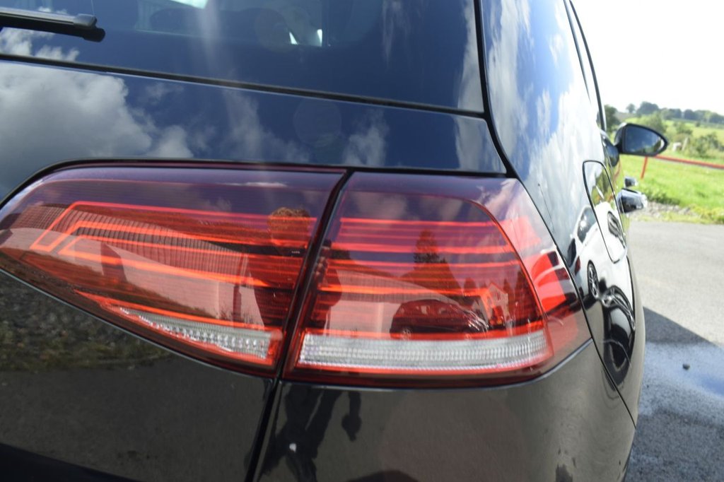 Used Volkswagen Golf 2018 for sale - 76760019: Photo 37