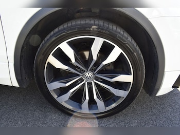 Used Volkswagen Tiguan 2018 for sale - 79587126: Photo