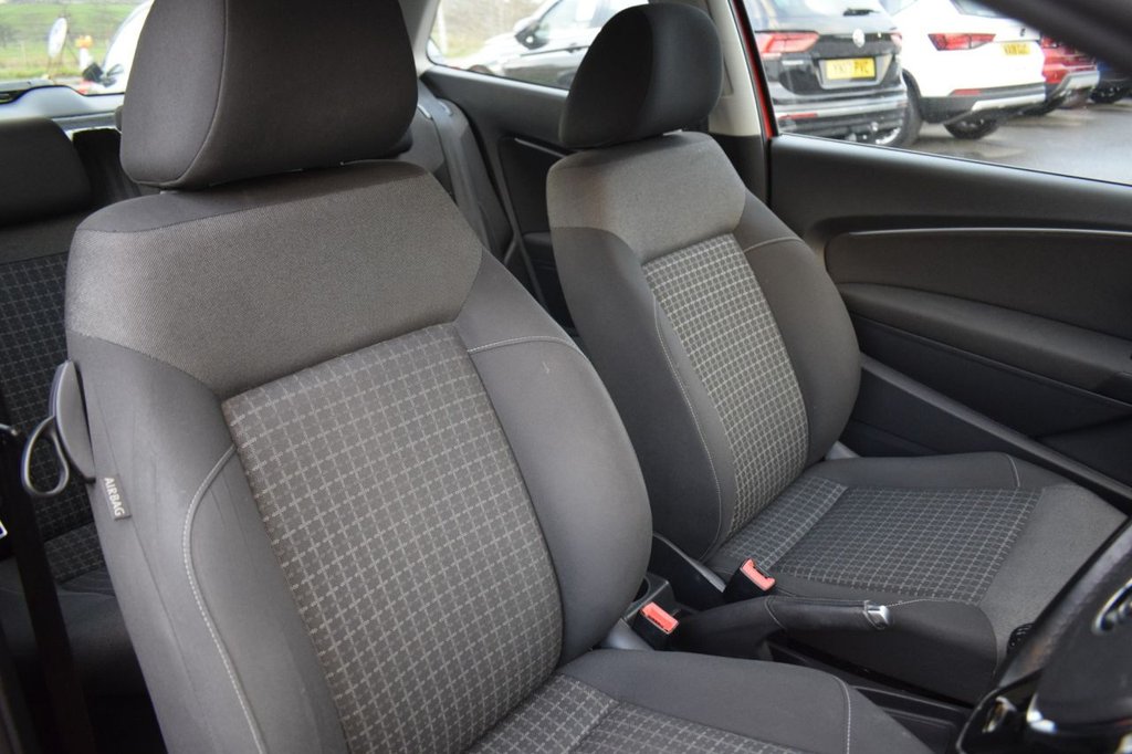 Used Volkswagen Polo 2014 for sale - 77038056: Photo 18