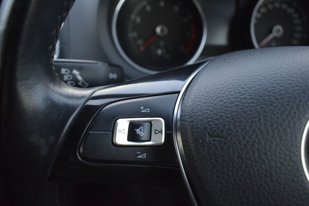 Used Volkswagen Polo 2014 for sale - 77038056: Photo 24