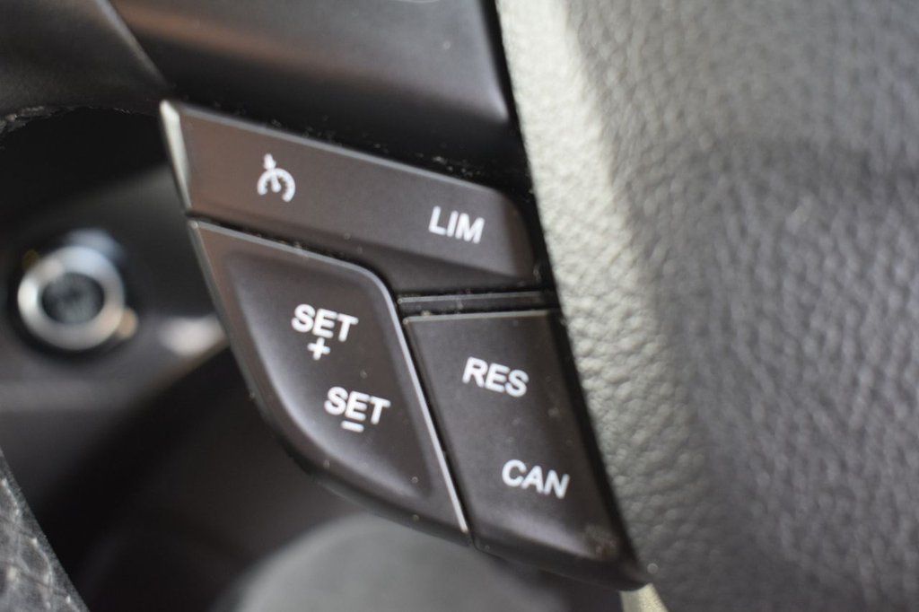 Used Ford Kuga 2016 for sale - 77654843: Photo 15