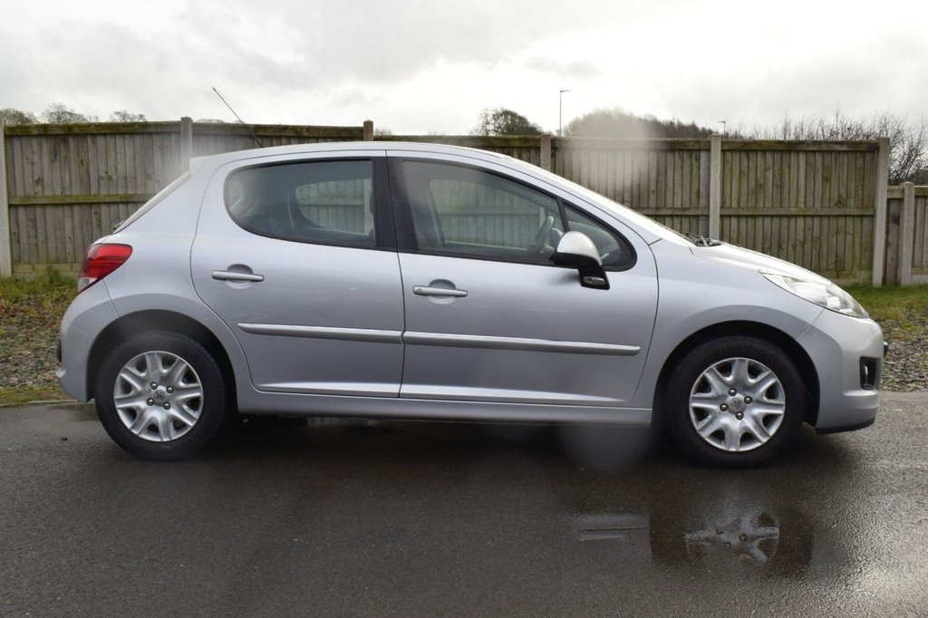 Used Peugeot 207 2012 for sale - 77313193: Photo 5